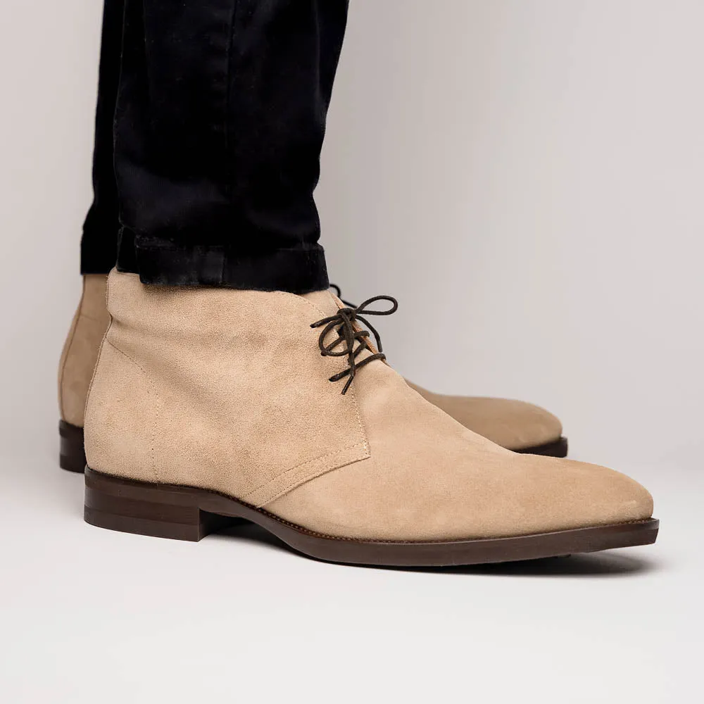 46-592-SND MARCO Suede Calfskin Chukka Boot Sand