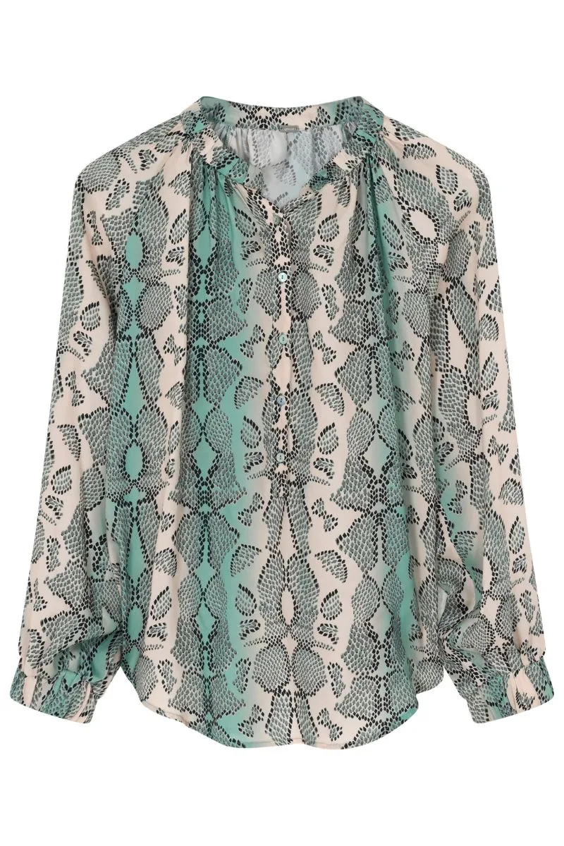 Annsofie, A-shape shirt | Menthe w. Bisque Leo Print | Skjorte   fra Gustav