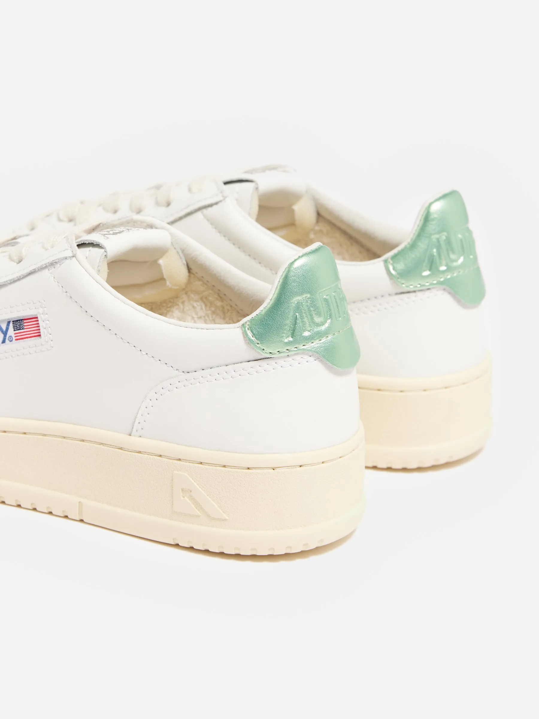 AUTRY | MEDALIST LOW FOR WOMEN