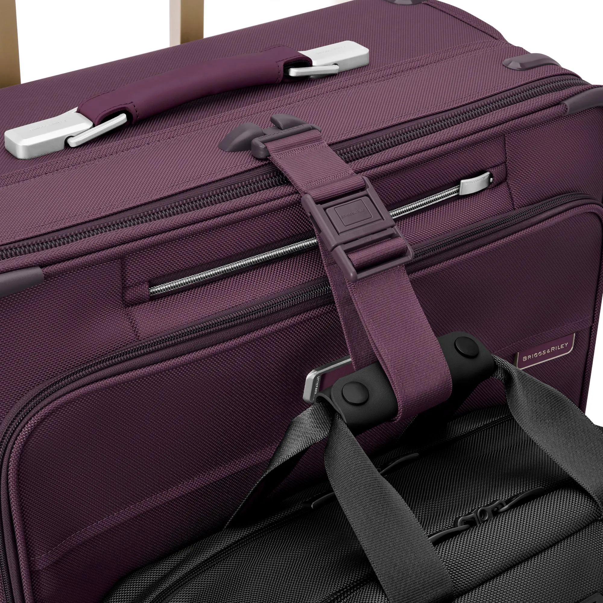 Briggs & Riley Baseline Essential 2-Wheel Carry-On