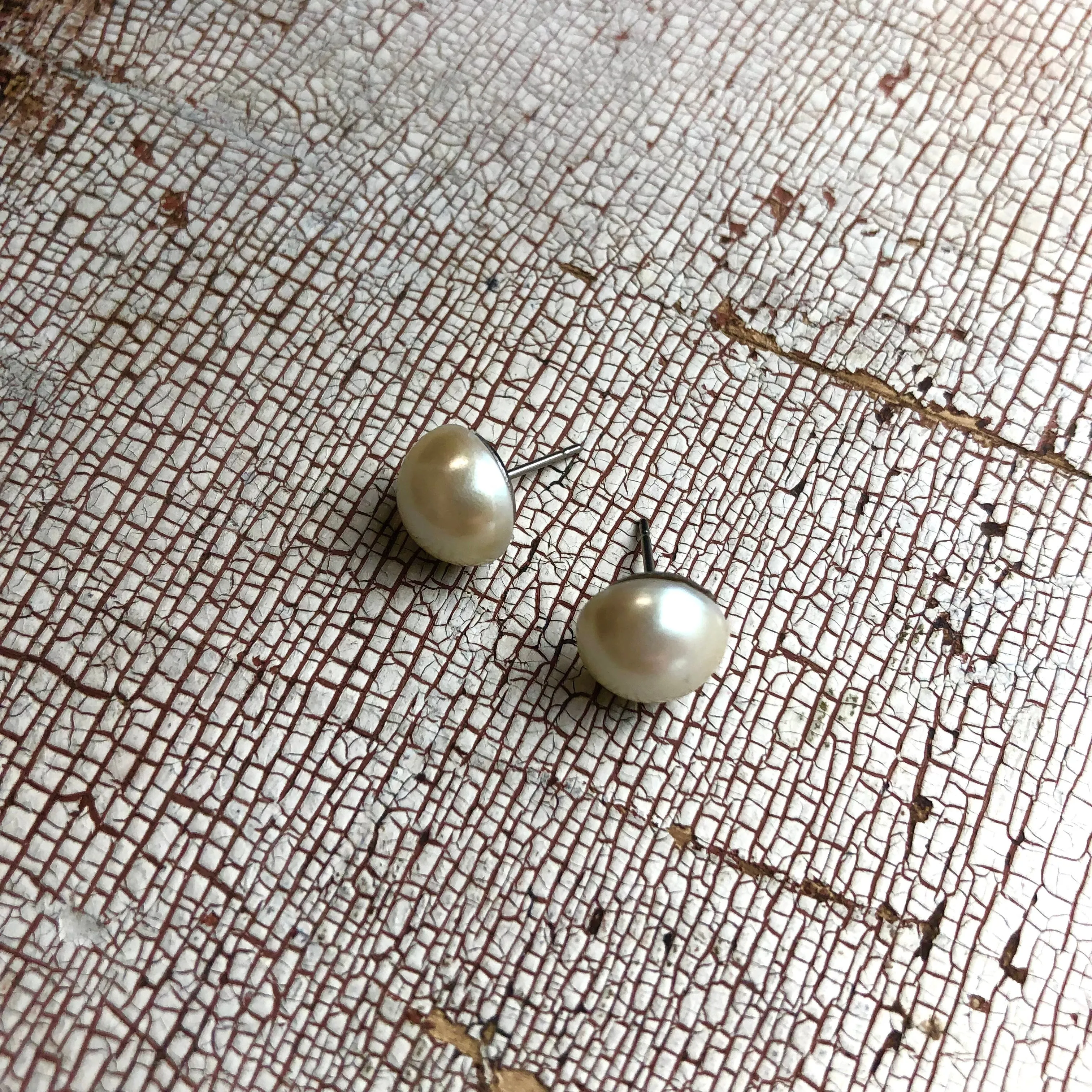 Cream Pearl Mini Retro Button Stud Earrings