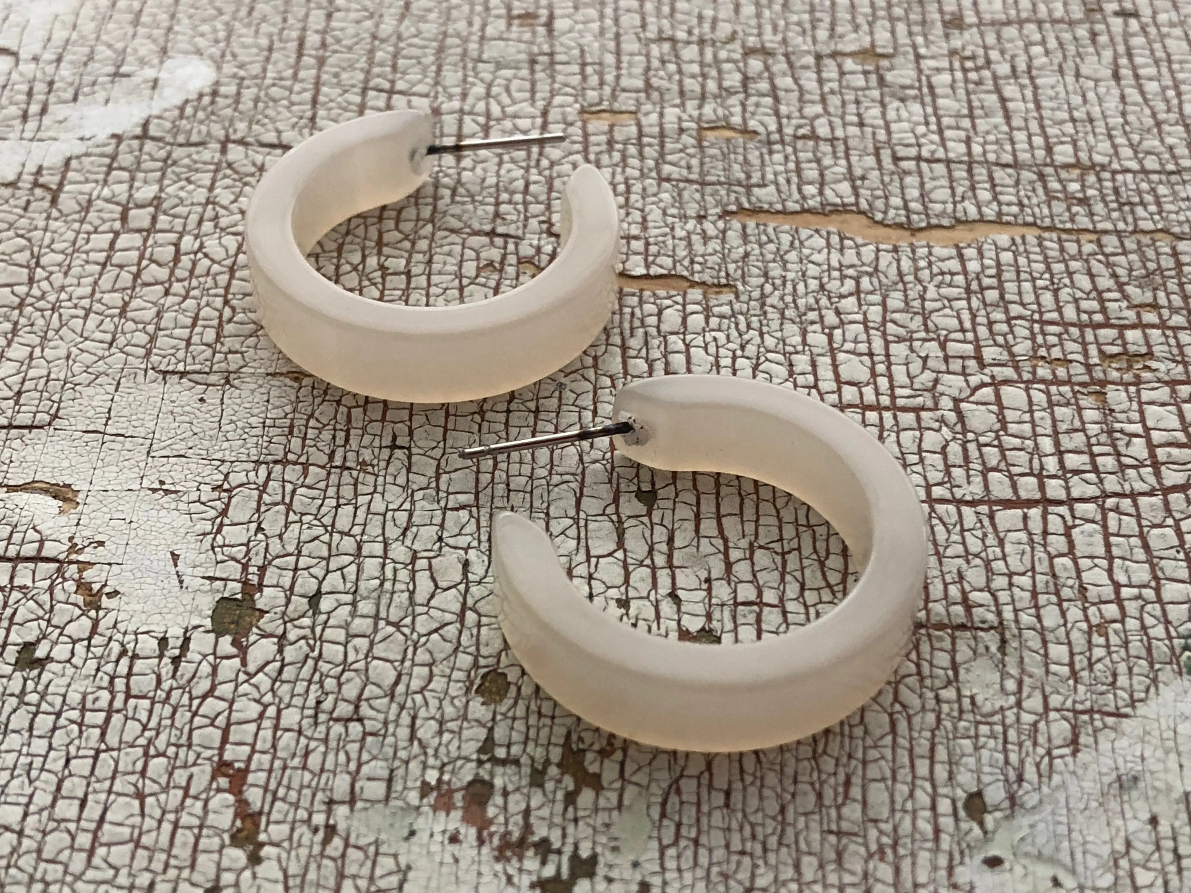 Creamy White Moonglow Mini Classic Hoop Earrings