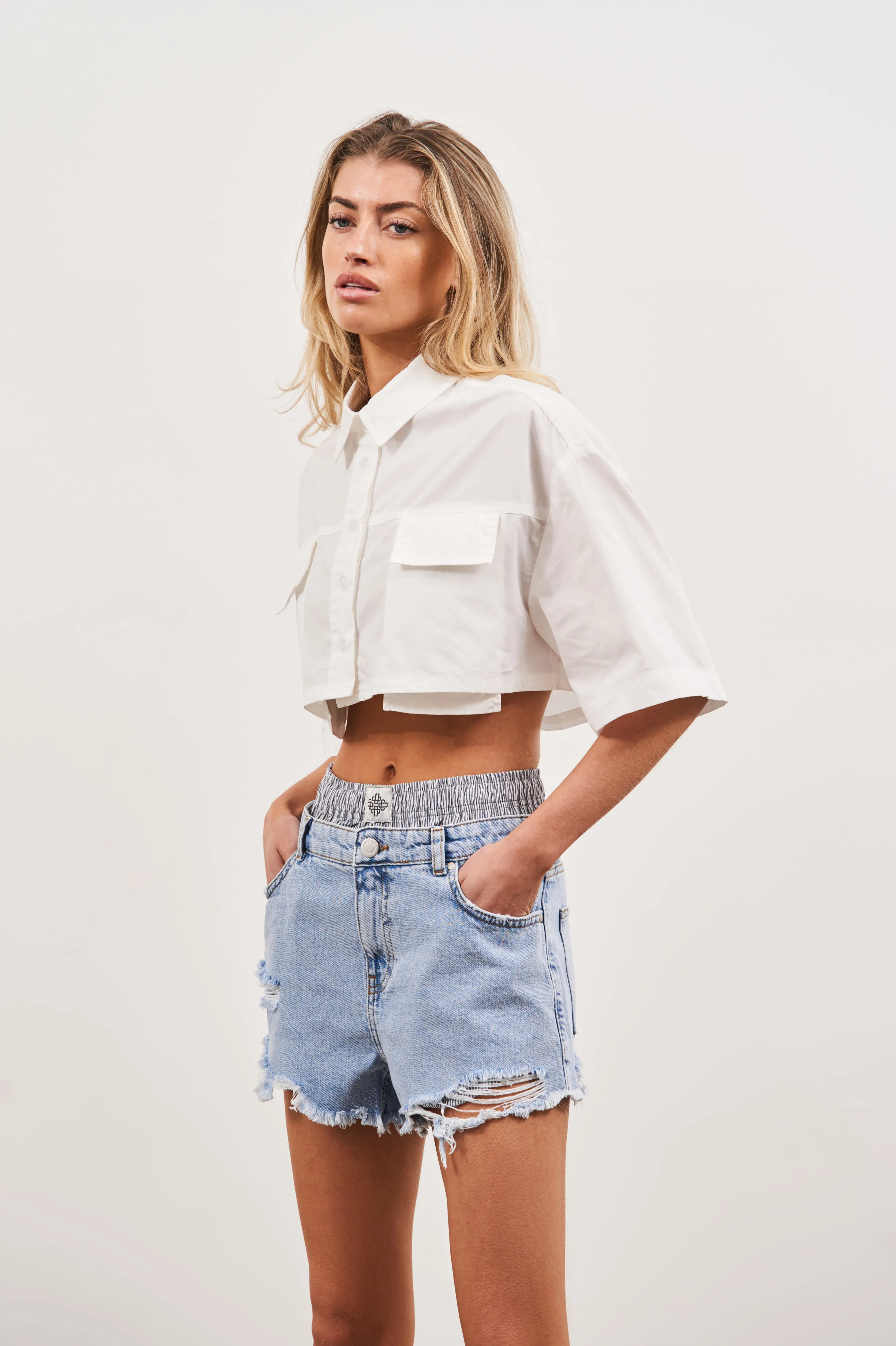 CROPPED POPLIN POCKET DETAIL SHIRT - WHITE