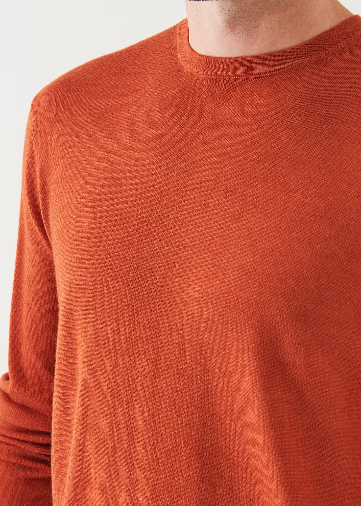 EXTRA-FINE MERINO VINTAGE WASH CREWNECK