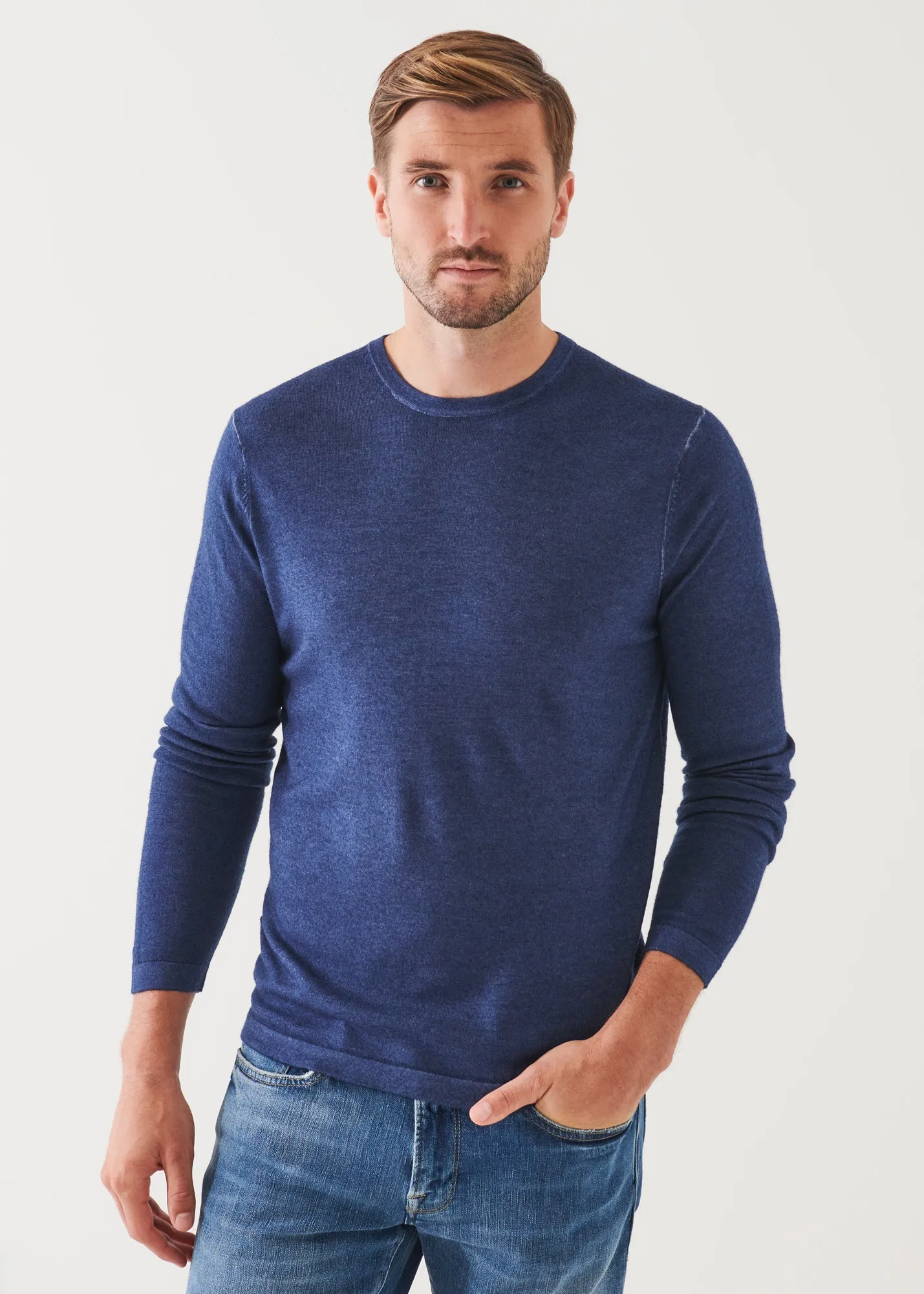 EXTRA-FINE MERINO VINTAGE WASH CREWNECK