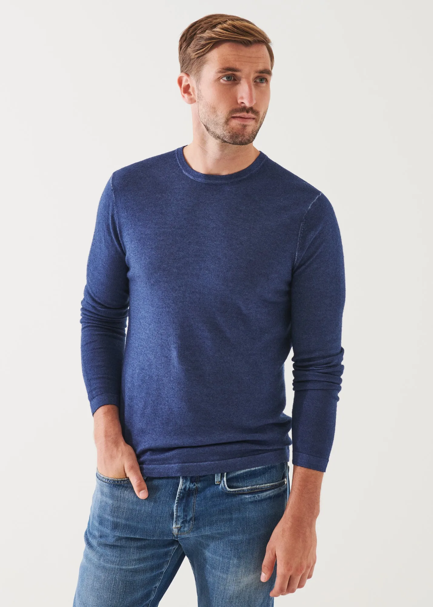 EXTRA-FINE MERINO VINTAGE WASH CREWNECK