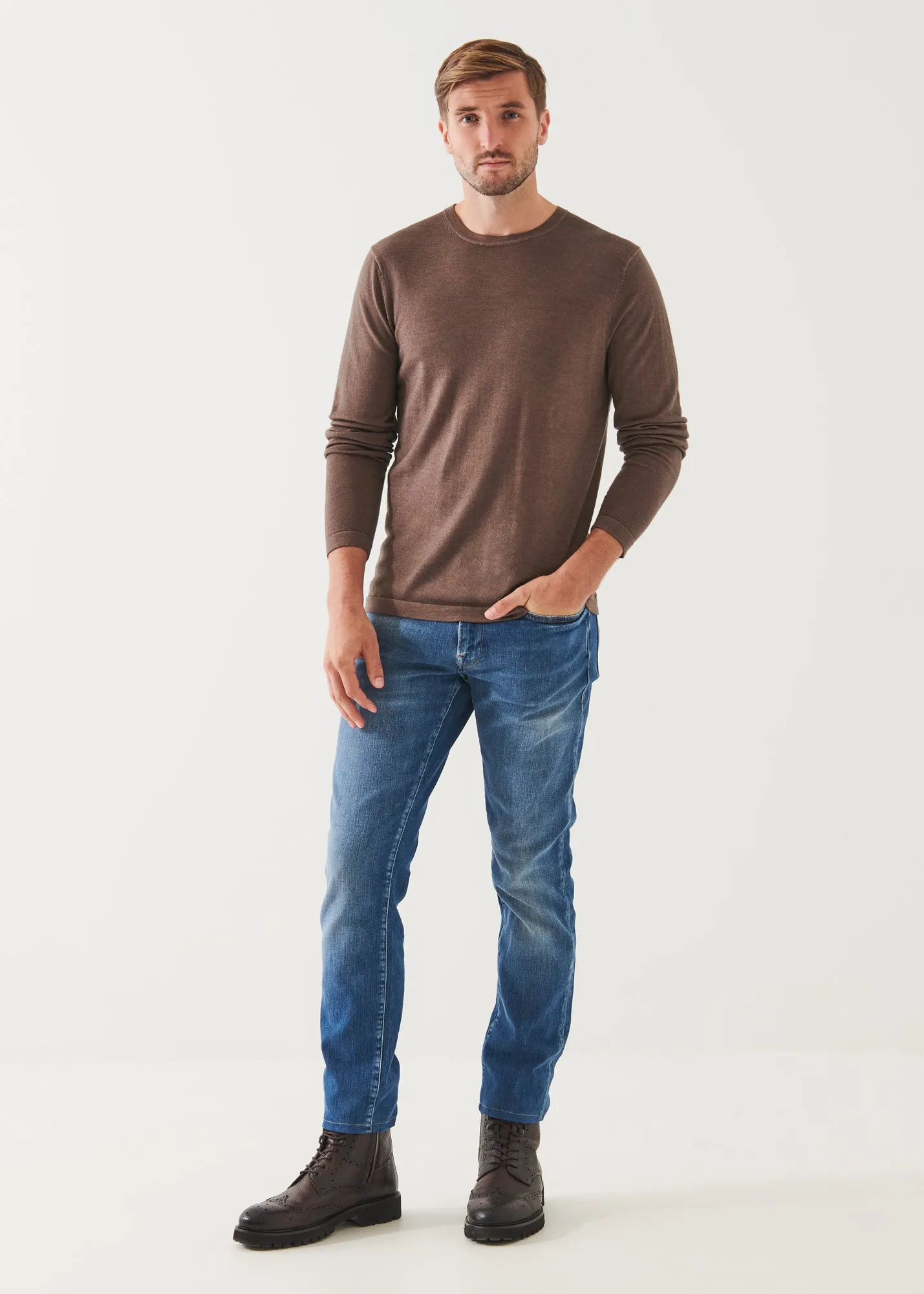 EXTRA-FINE MERINO VINTAGE WASH CREWNECK