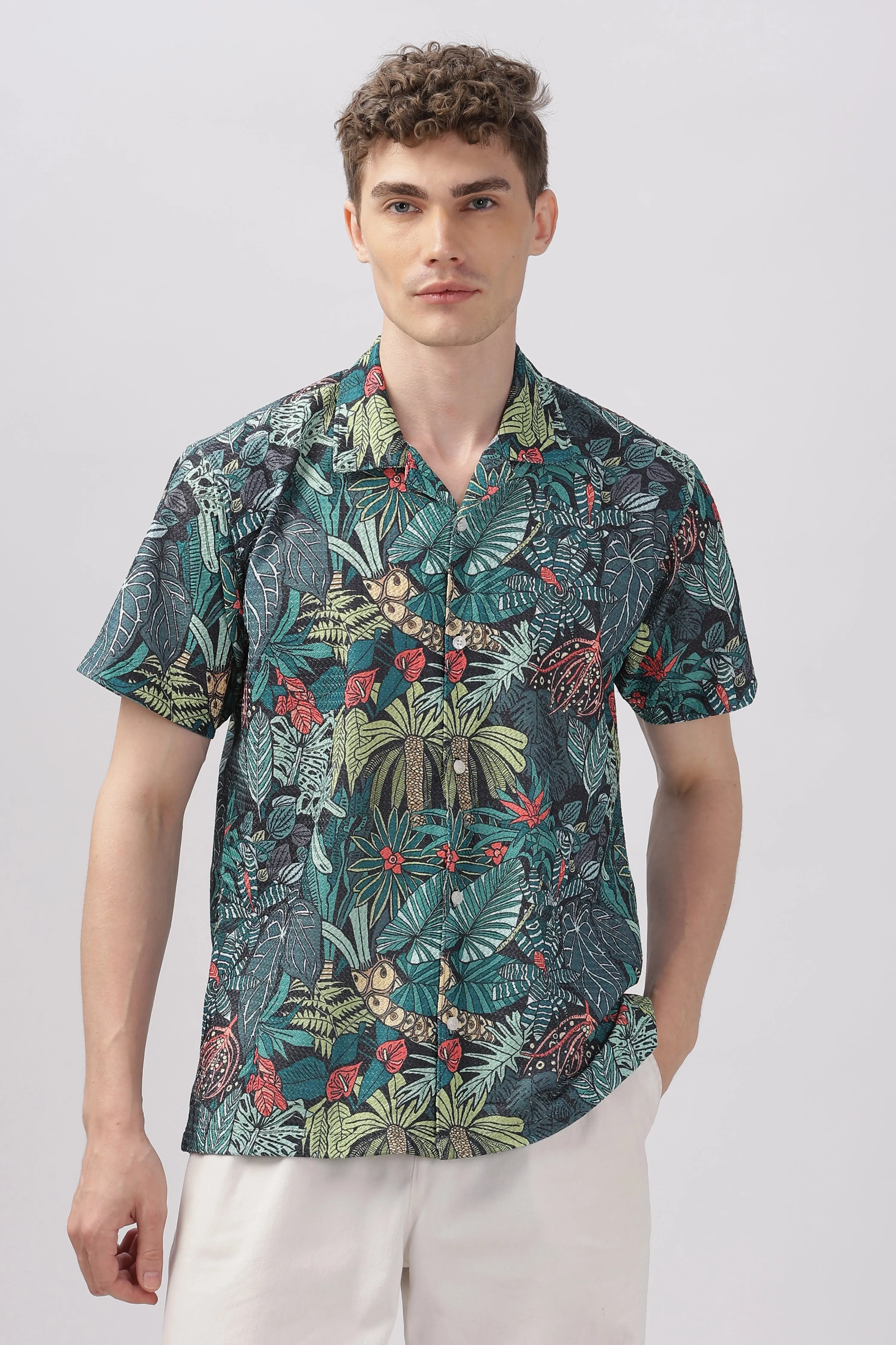 Green jungle printed textured shirt