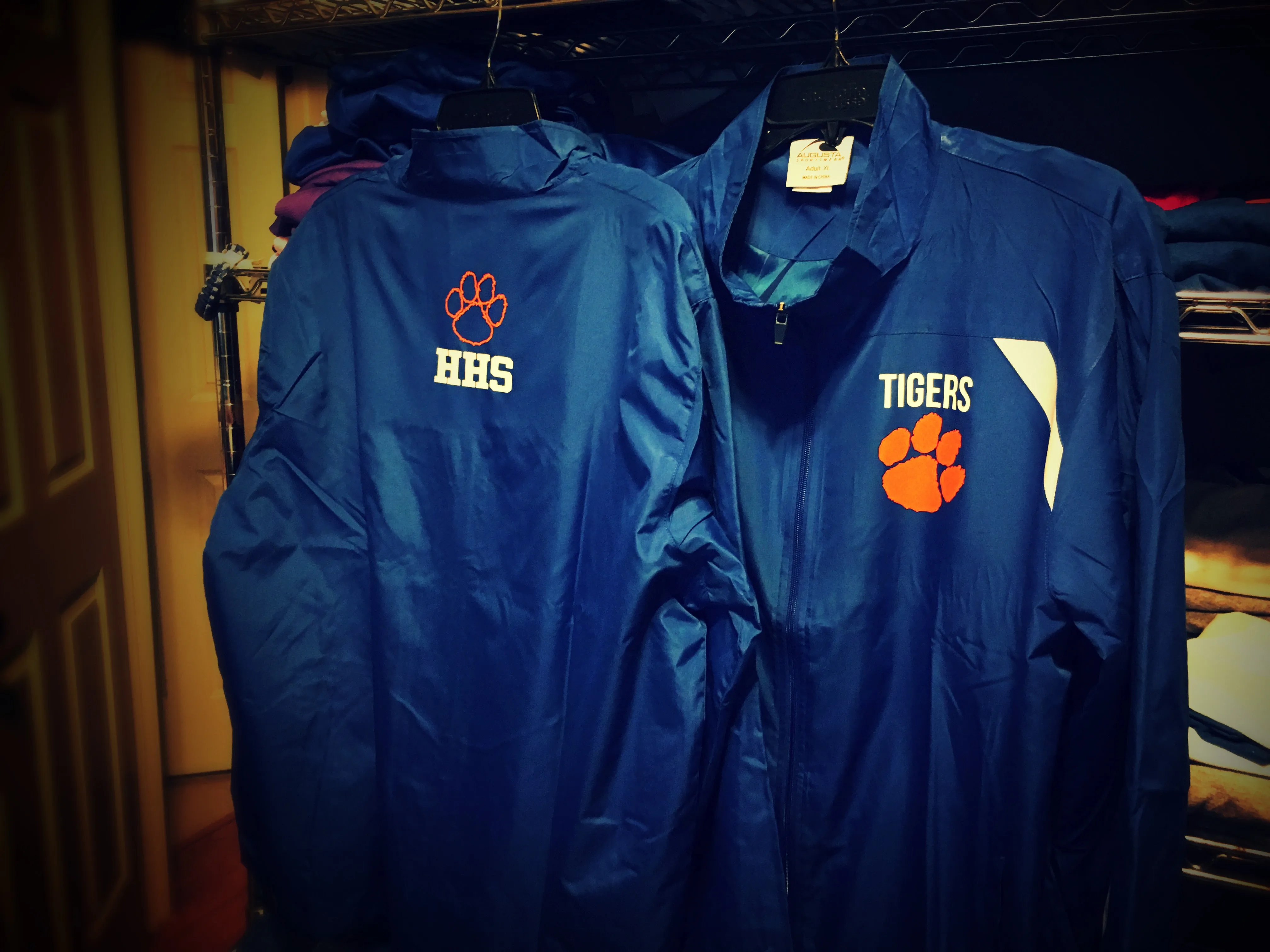 HS - Hemingway Tigers Blue Jacket