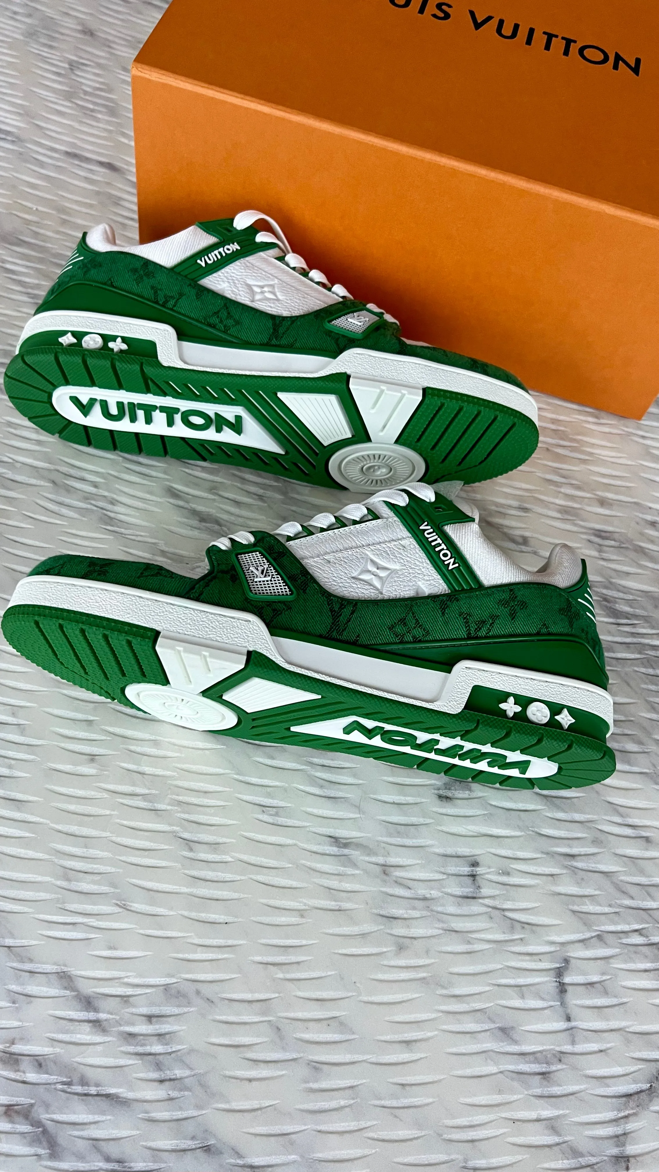 Louis Vuitton Trainer Sneaker