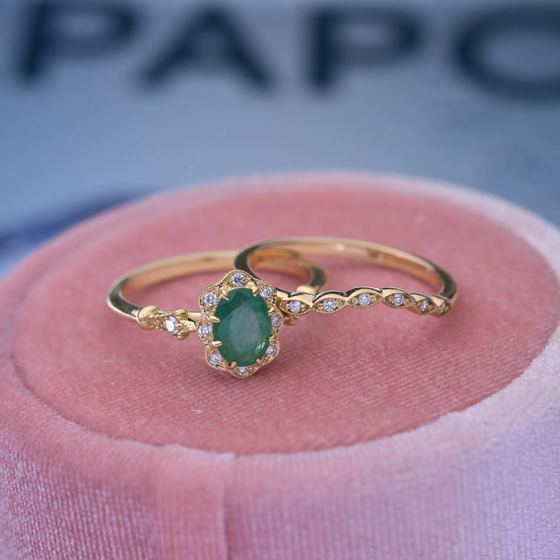 Natural Green Zambian Emerald in a Daisy Oval engagement ring