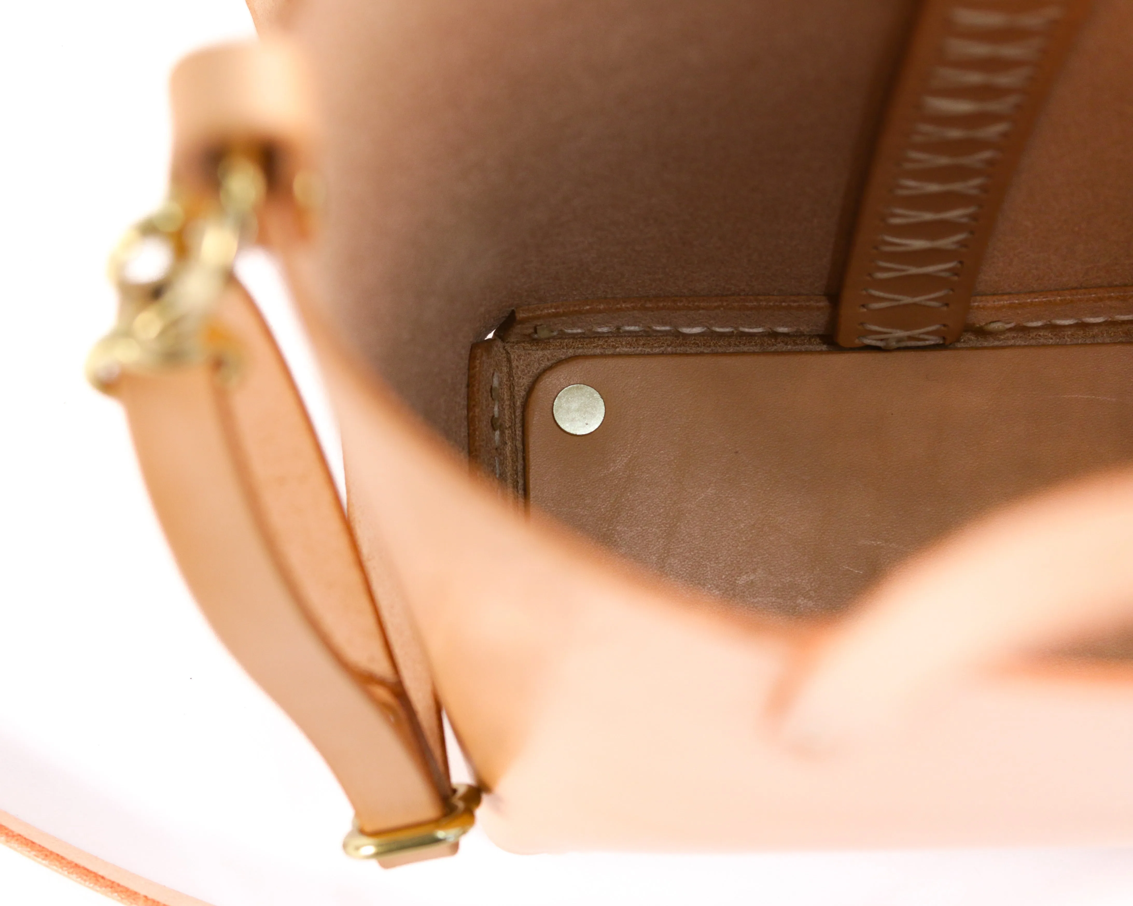 Palmetto Bucket Bag: Tan