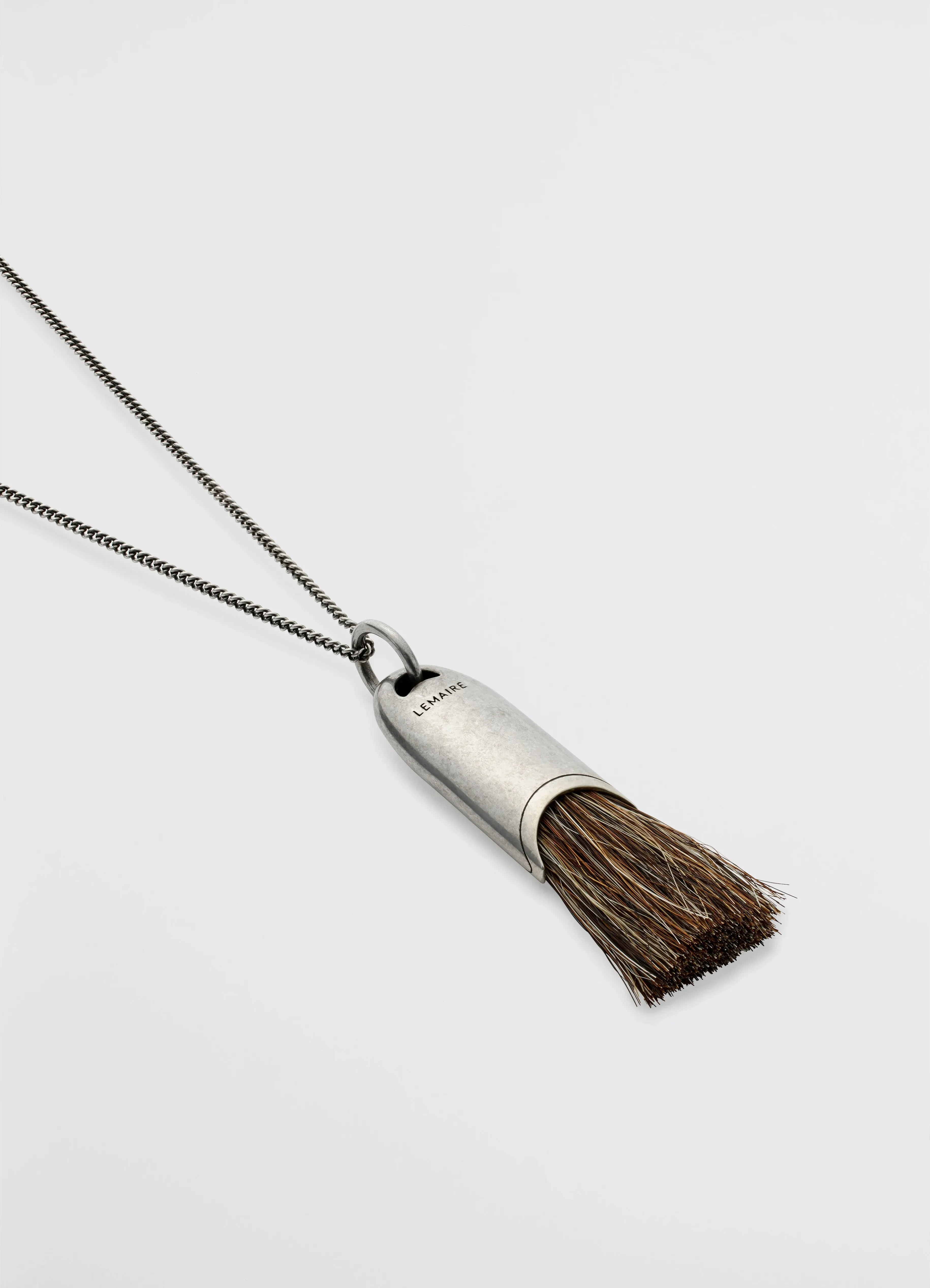 PERSONAL BRUSH NECKLACE