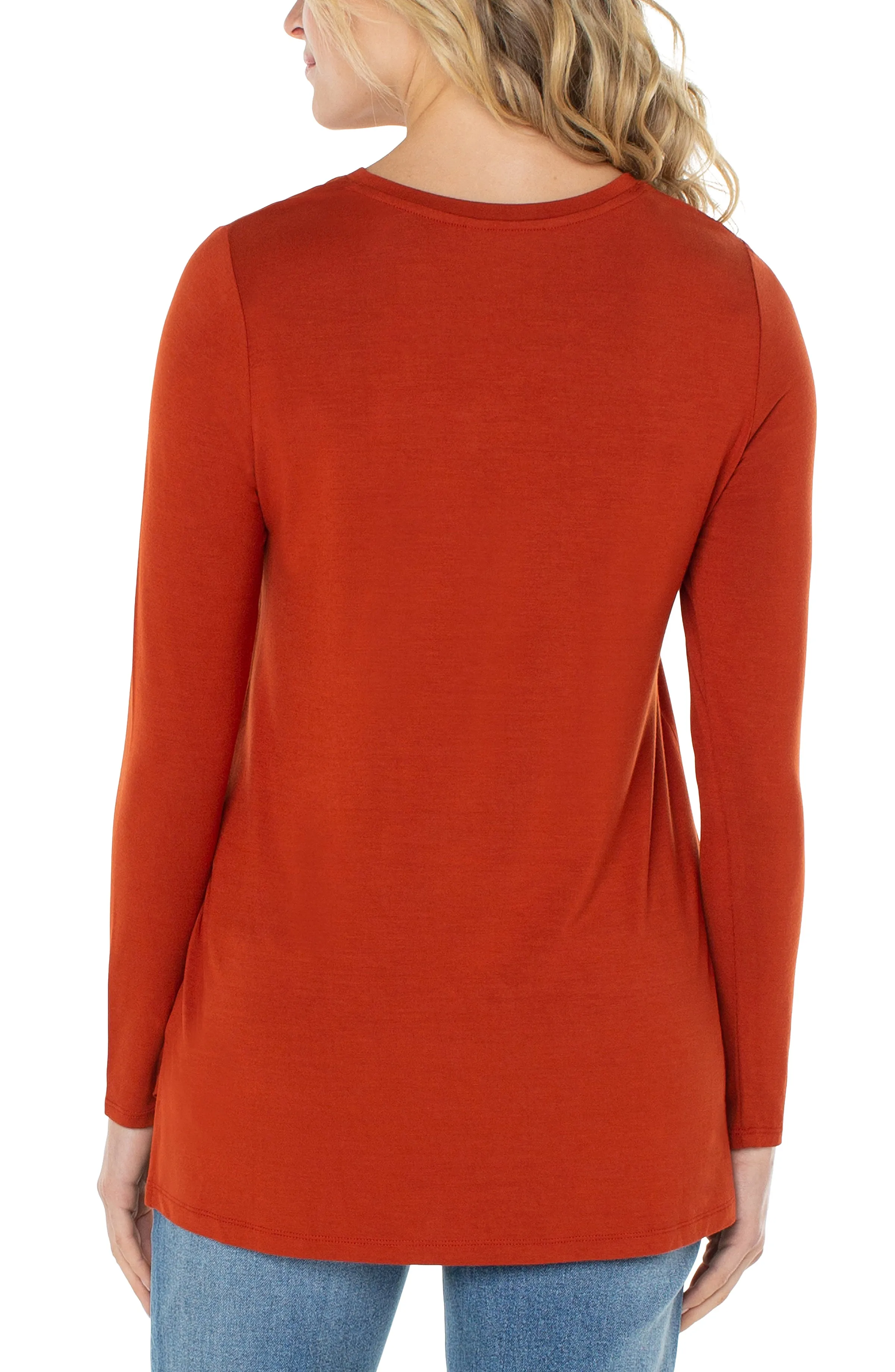 PETITE LONG SLEEVE SCOOP NECK TEE