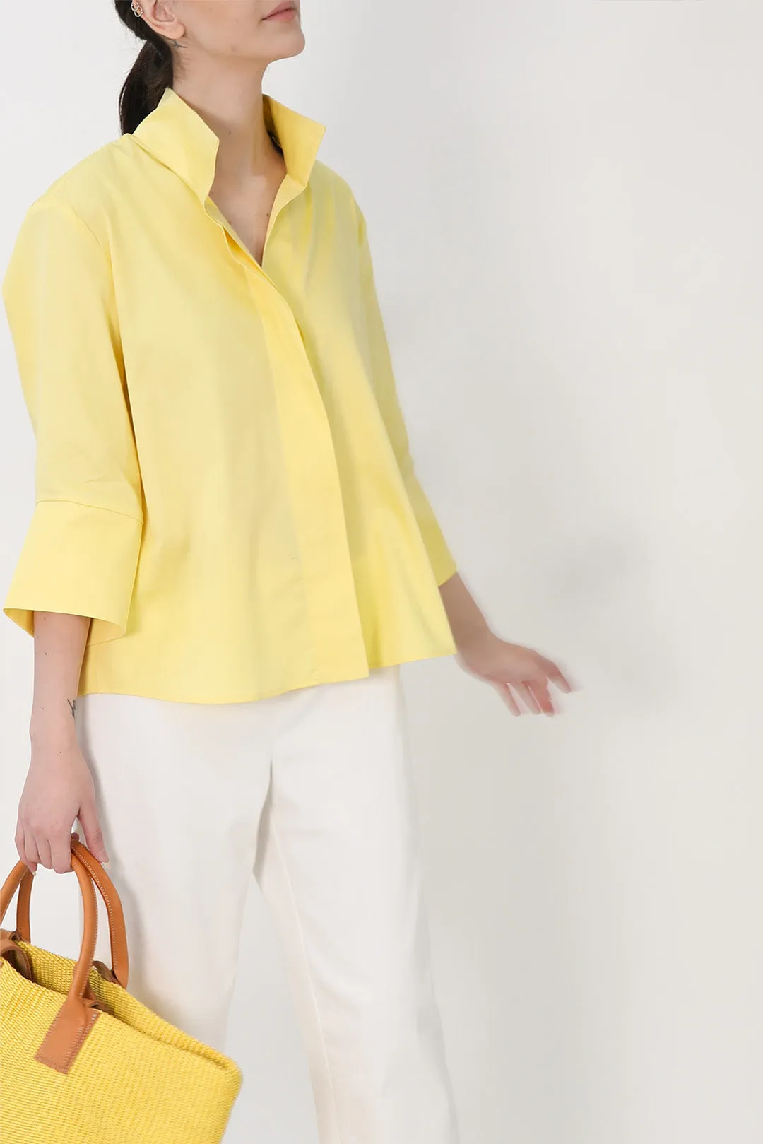 SANDRINE WIDE-CUFF SHIRT IN ITALIAN COTTON STRETCH IN YELLOW