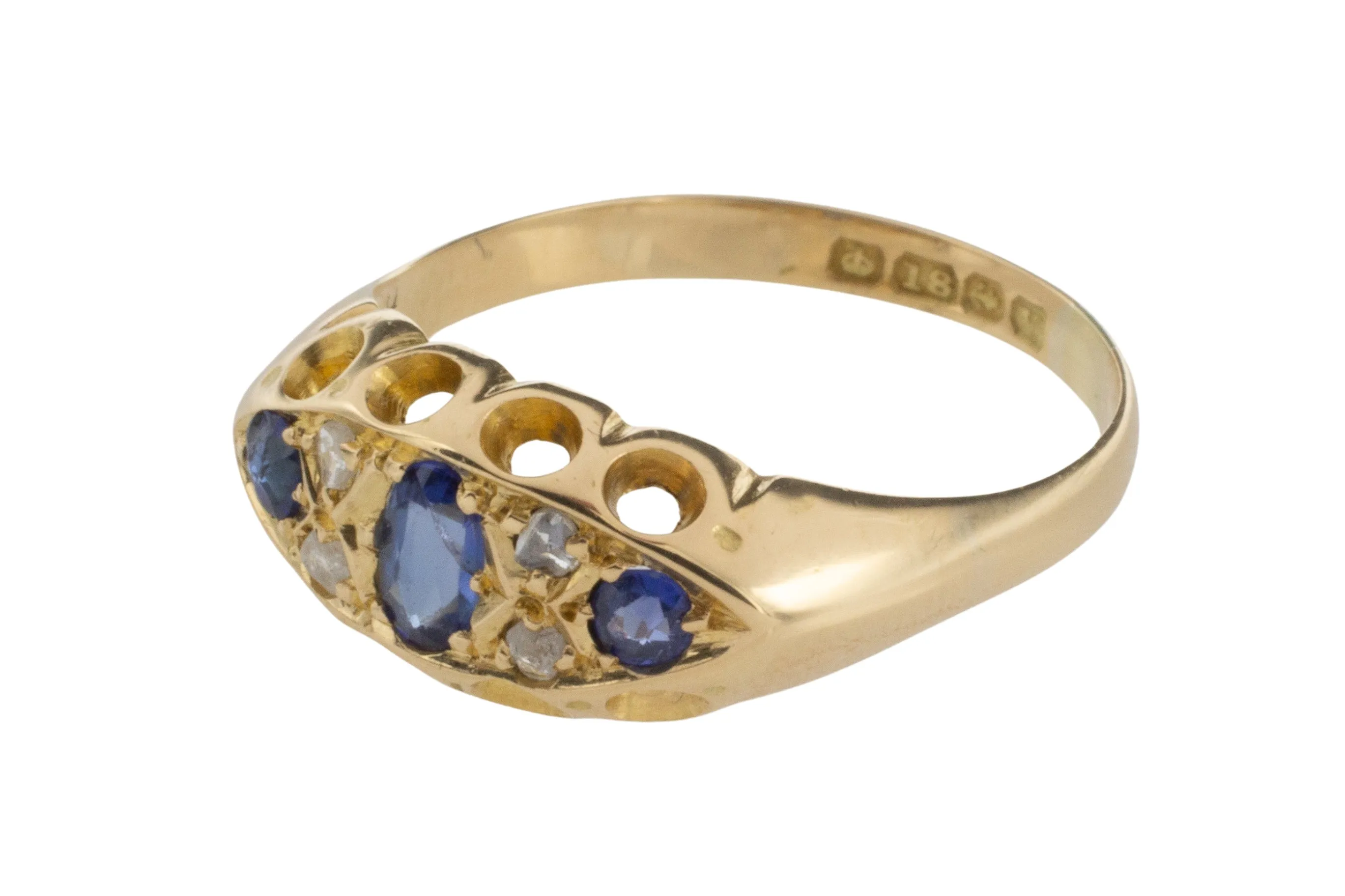 Sapphire and diamond ring from 1920