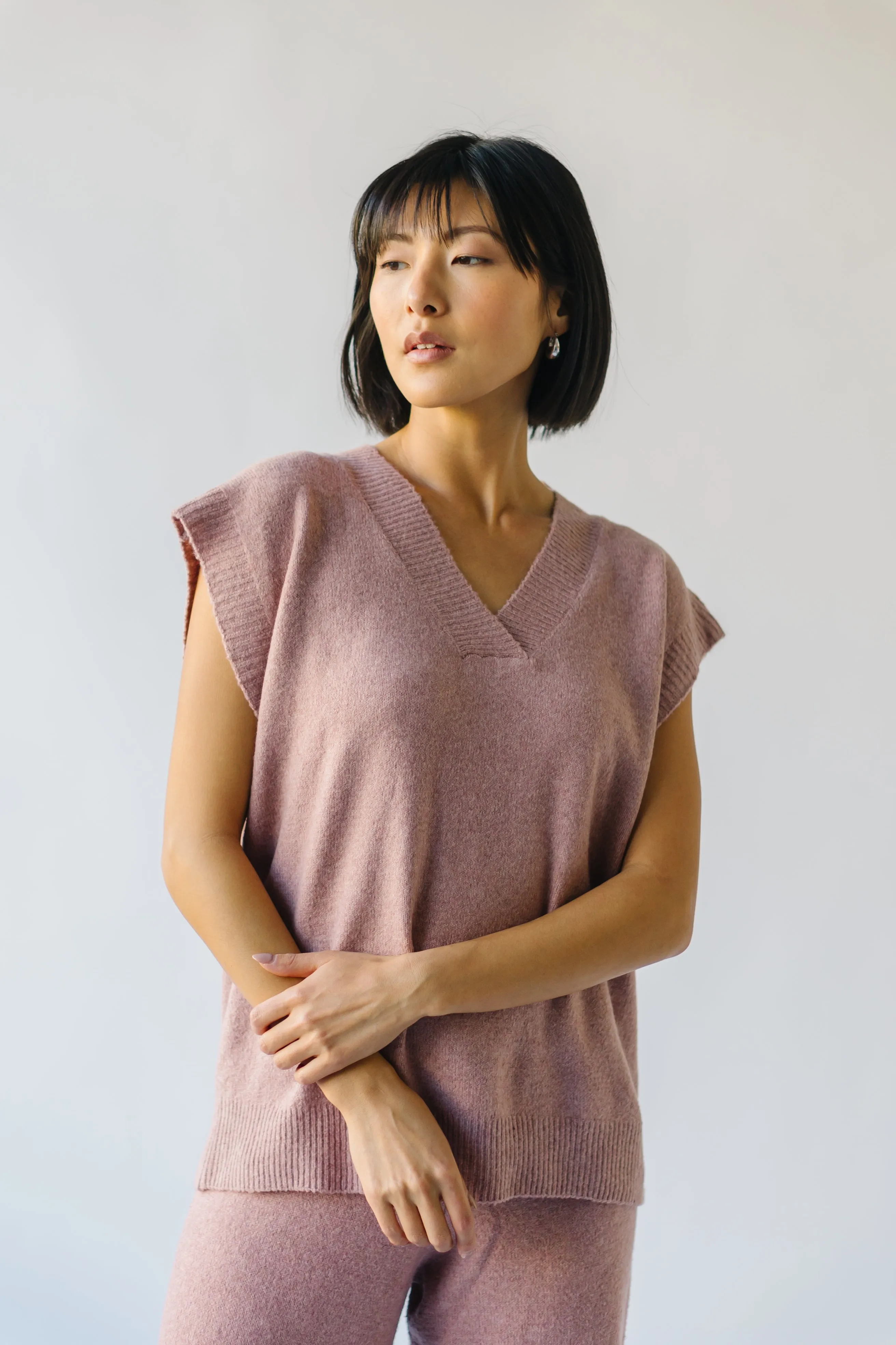 The Heyland V-Neck Knit Sweater in Dusty Pink