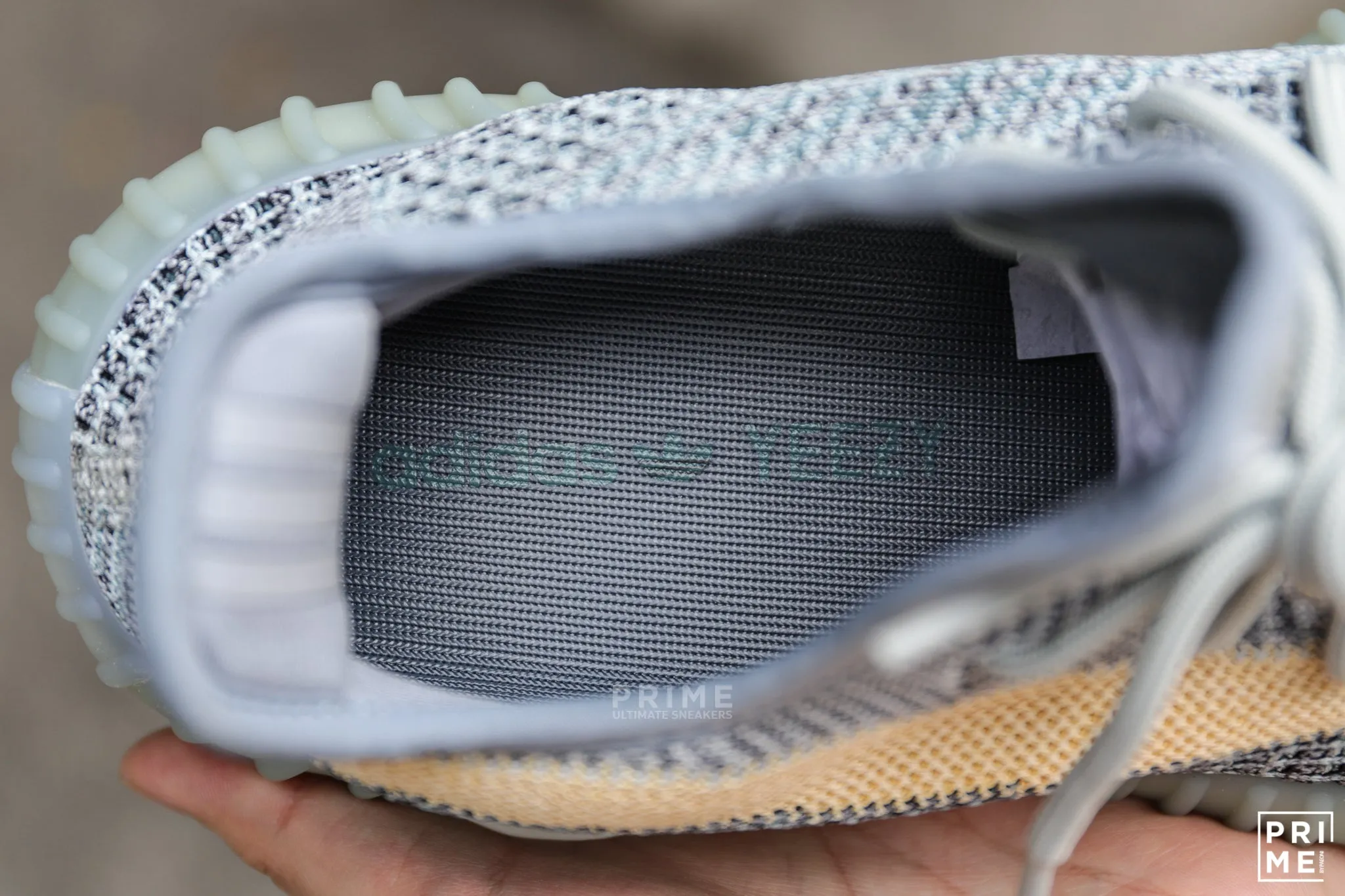 Yeezy 350 v.2 ASH BLUE  (GY7657)